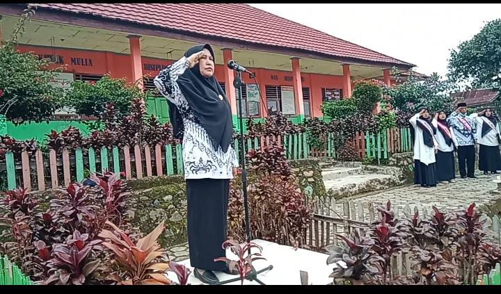 Peringatan Hari Guru di MIN 4 Merangin Berlangsung Khidmat