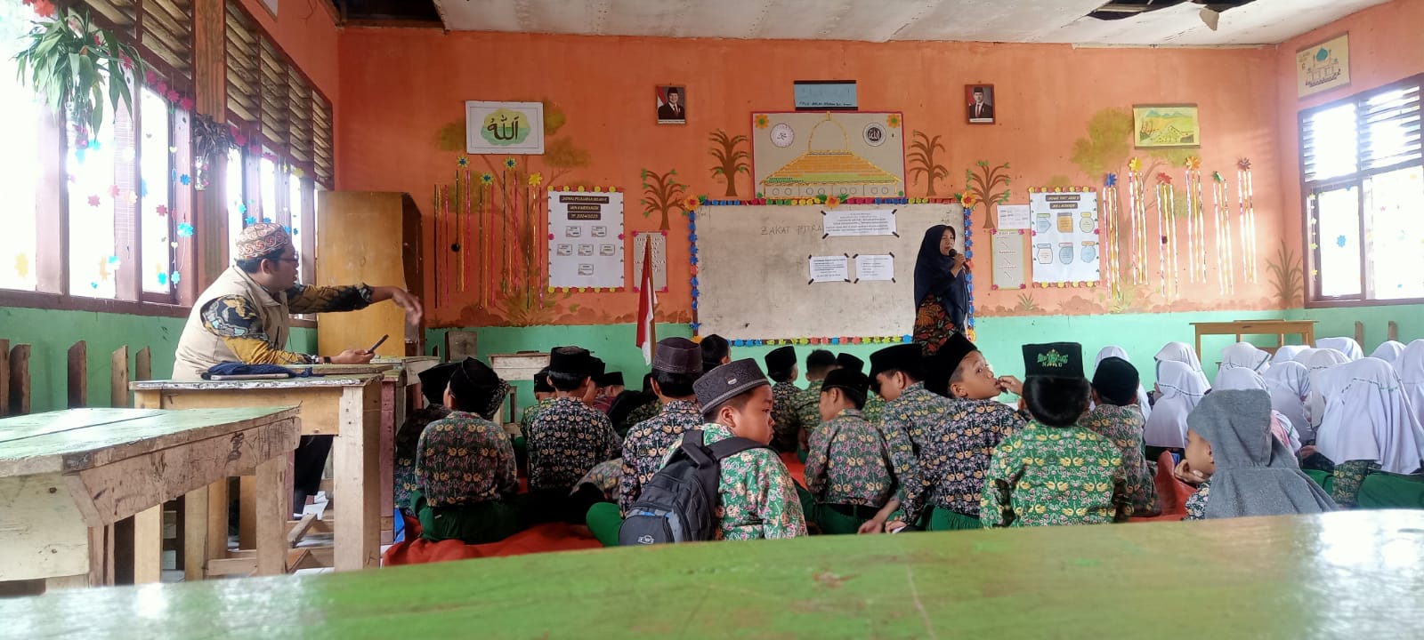 Pesantren Kilat Hari Ketiga di MIN 4 Merangin Berjalan Lancar dan Penuh Antusias