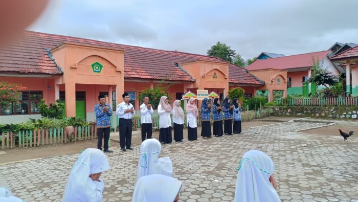 MIN 4 Merangin Gelar Upacara Peringatan Hari Pahlawan 10 November 2025